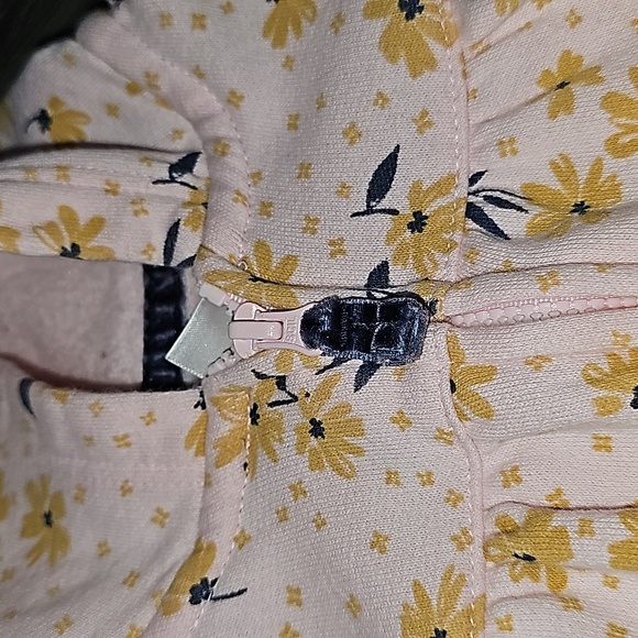 Infant Floral Hooded Full Bodysuit - Picture 3 of 7